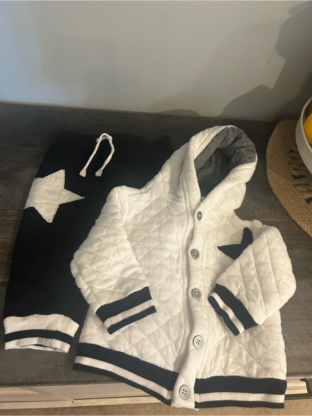 Star Patch Quilted Two Piece Set Black White Hooded Jacket Joggers Toddler - Picture 5 of 5